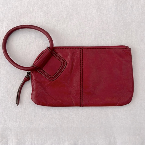 HOBO Handbags - Hobo The Original | Sable Wristlet Purse | Red | Leather | Zip Closure | $30